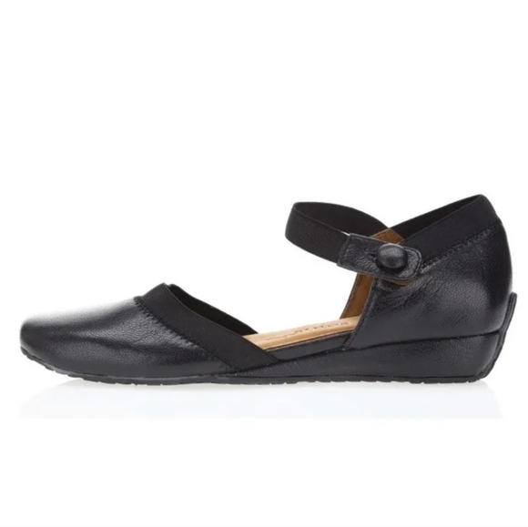 Gentle Souls Kenneth Cole Leather Mary Jane Flats Shoes 8.5 - Picture 2 of 9